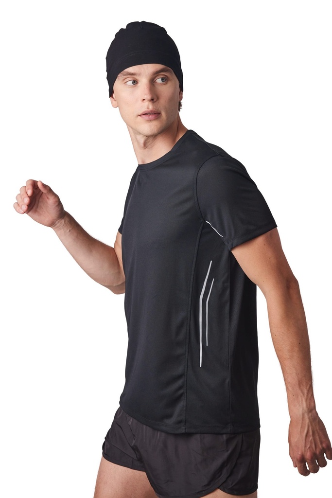 Sporty fitted beanie