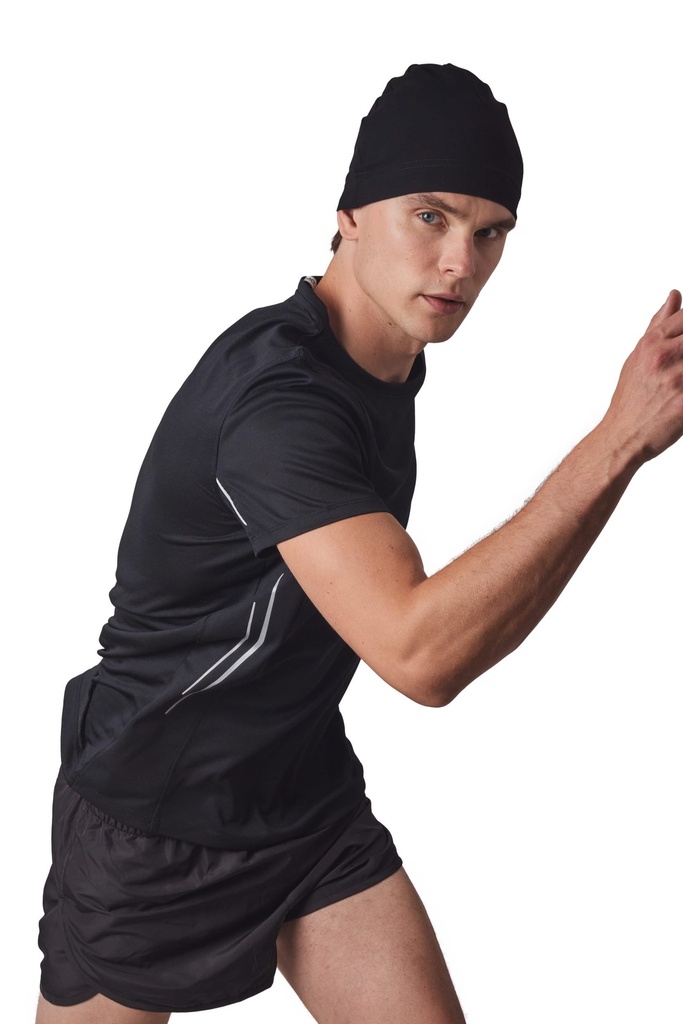 Sporty fitted beanie