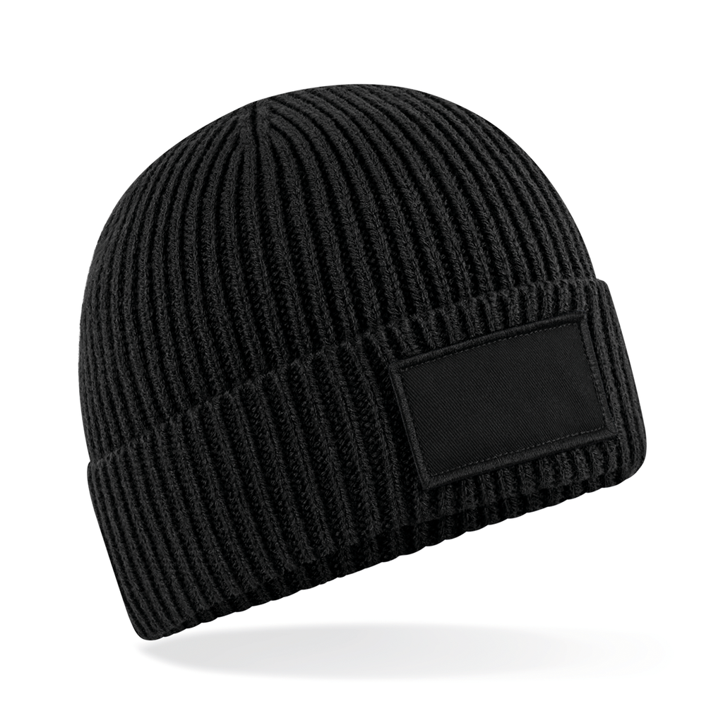 Trendy beanie with patch - Beechfield®
