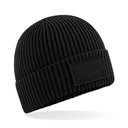 Trendy beanie with patch - Beechfield®