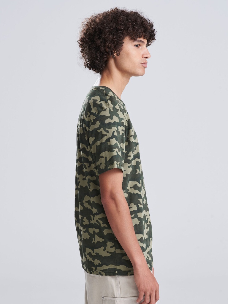 Camo T · 3