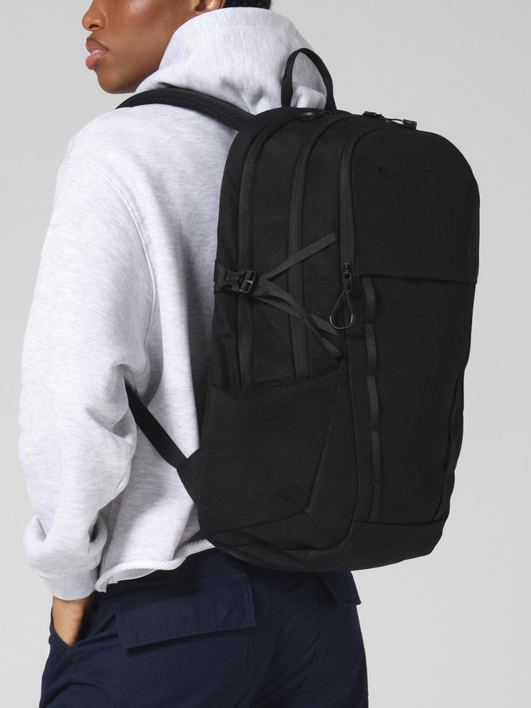 Active Outdoor 25 Litre Daypack · 2