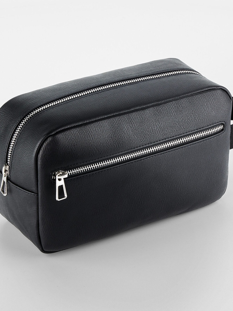Tailored Luxe Wash Bag · 2
