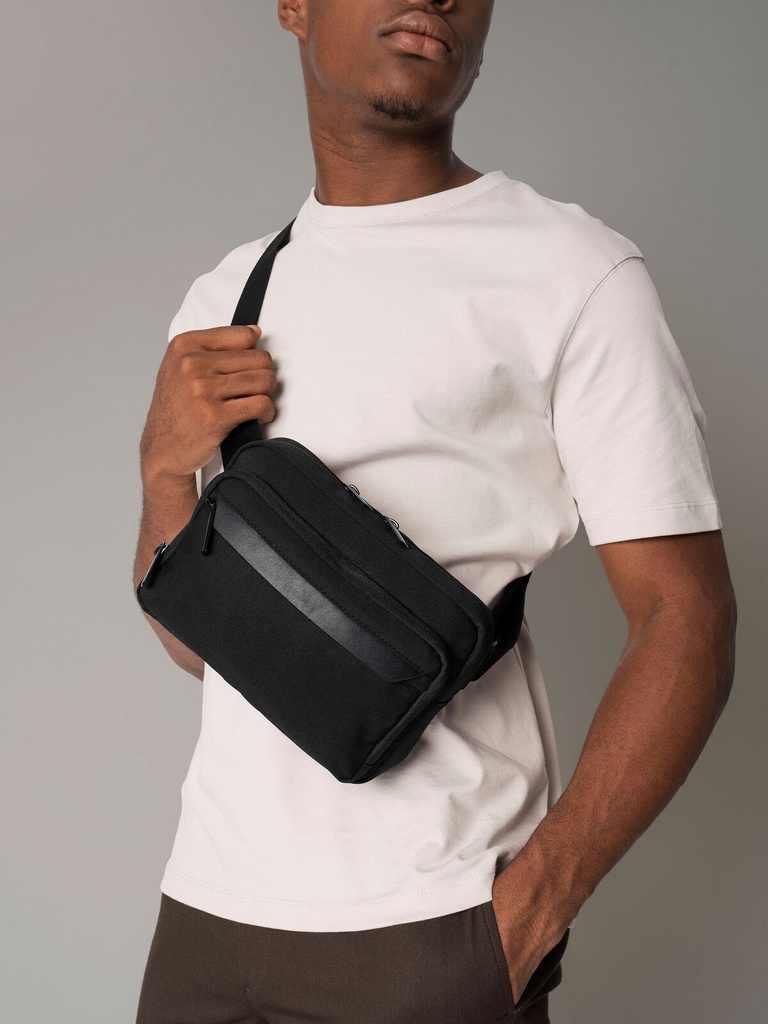 Airside Cross Body Bag · 3