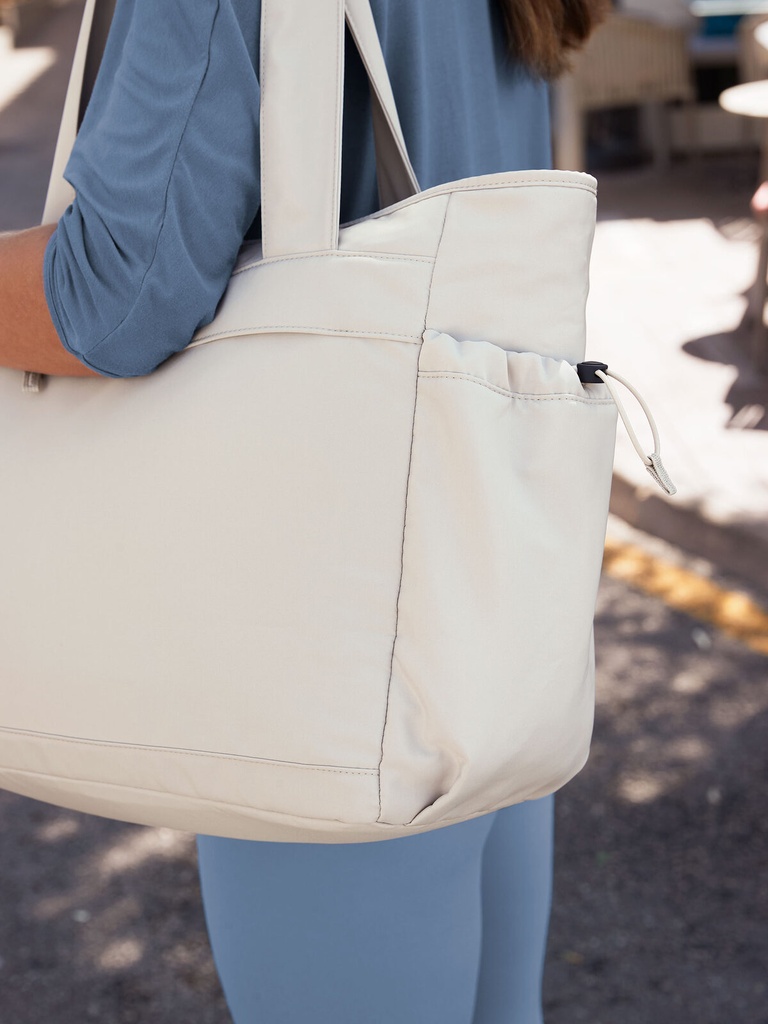 Studio Oversized Tote · 2