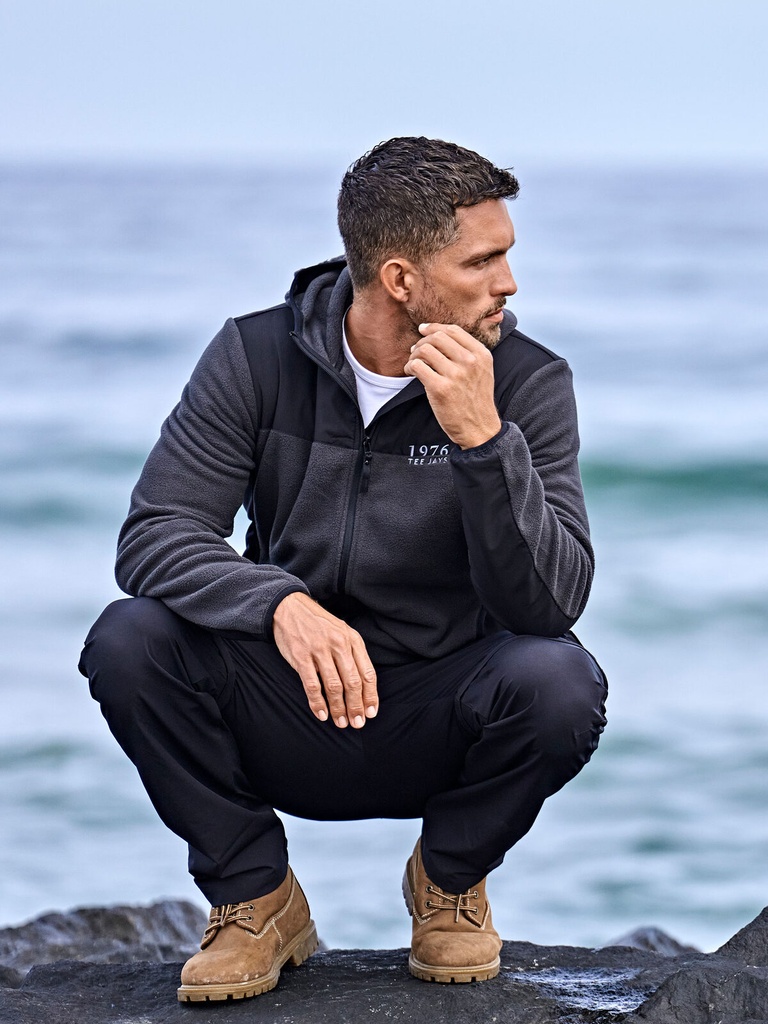 Mountain Hooded Fleece · 2