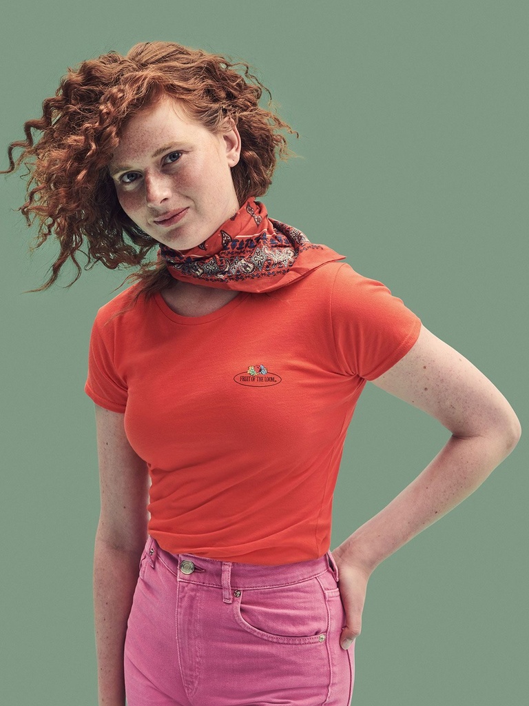 T-shirt donna slim fit con logo piccolo in cotone