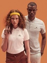 Polo in piqué di cotone con patch ricamata