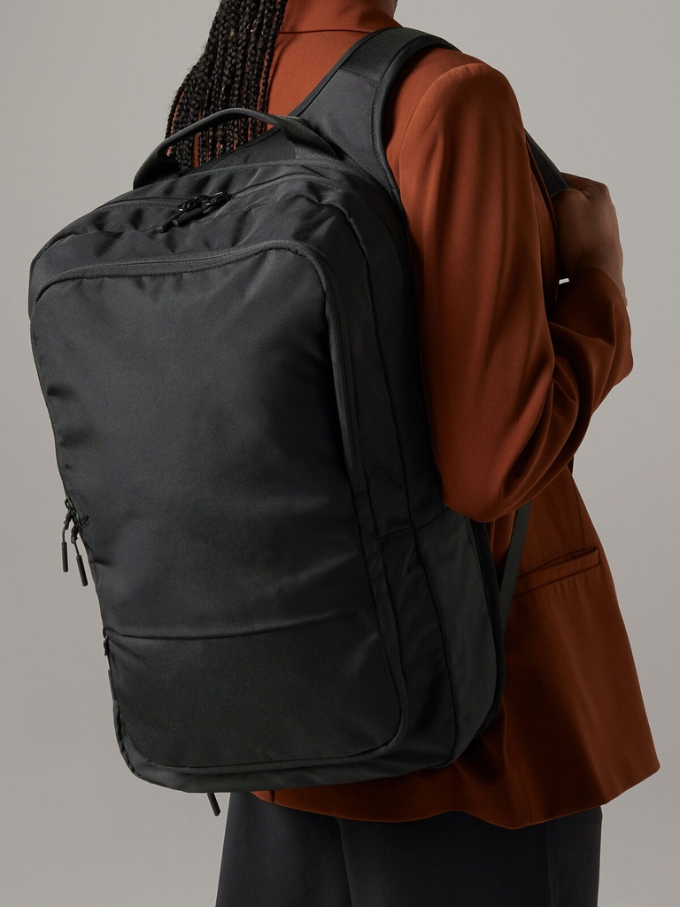 Zaino idrorepellente da 20 litri con scomparto per laptop