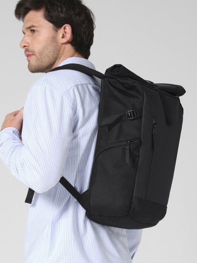 Zaino roll-top con vano per laptop e tasche organizzate