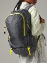 Zaino ultraleggero da 25 litri con pannello ventilato e copertura impermeabile