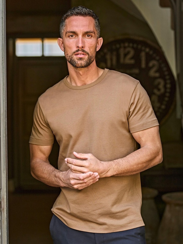 T-shirt uomo in cotone organico pettinato