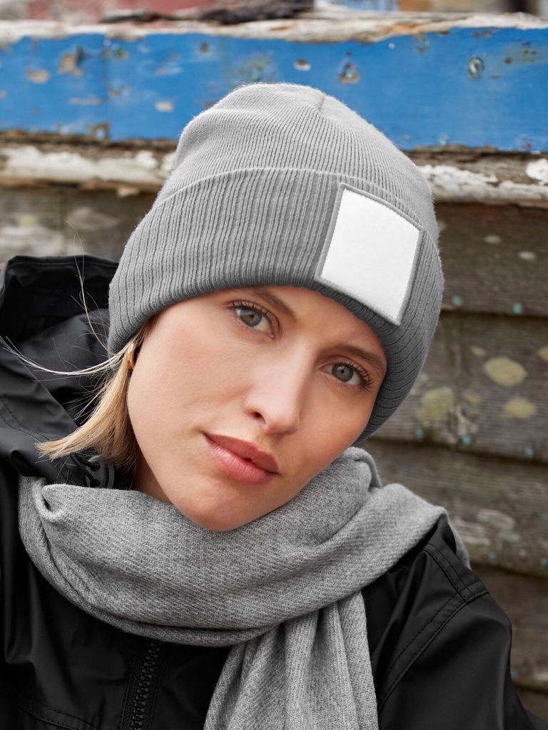 Berretto in maglia a doppio strato con patch personalizzabile